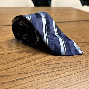 Ermenegildo Zegna Classic Tie (Made in Italy)